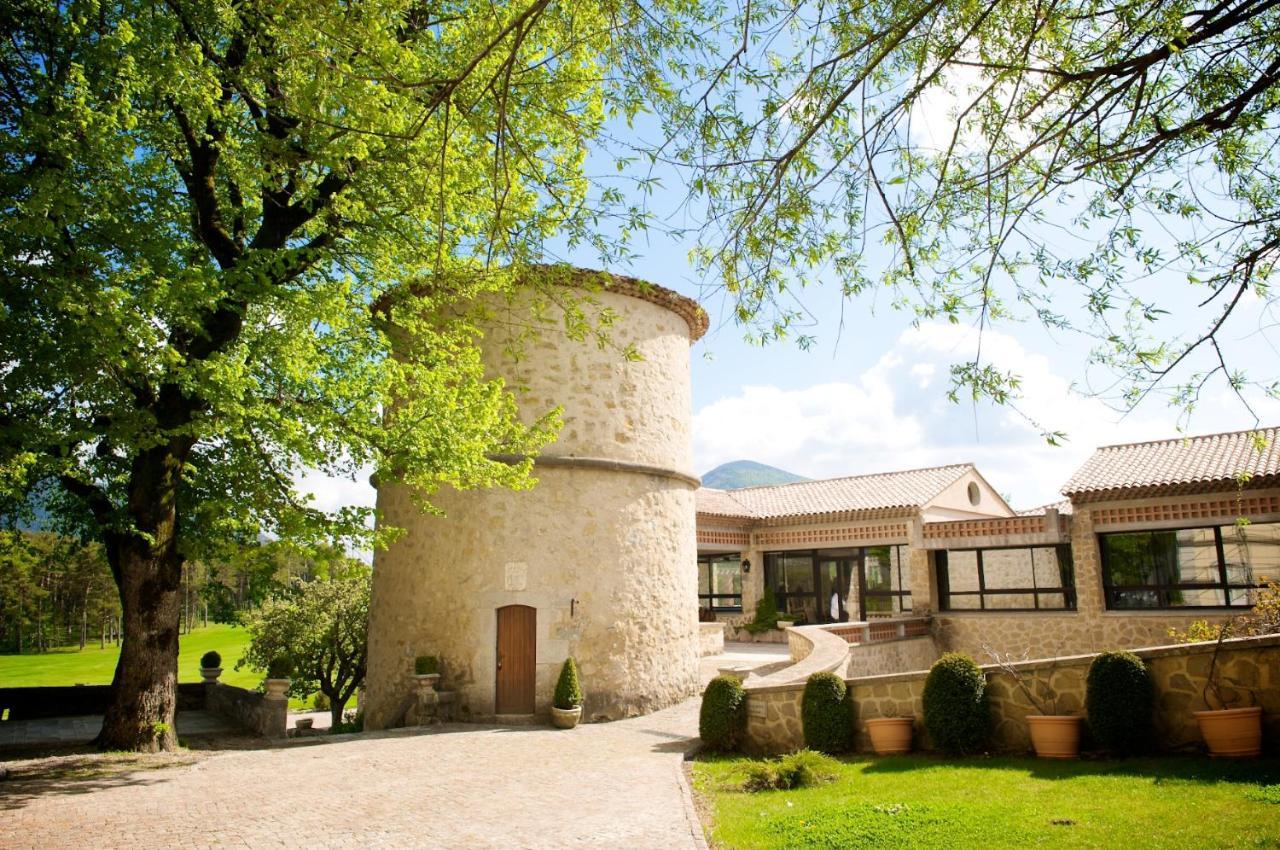 Chateau Et Golf De Taulane La Martre Dış mekan fotoğraf