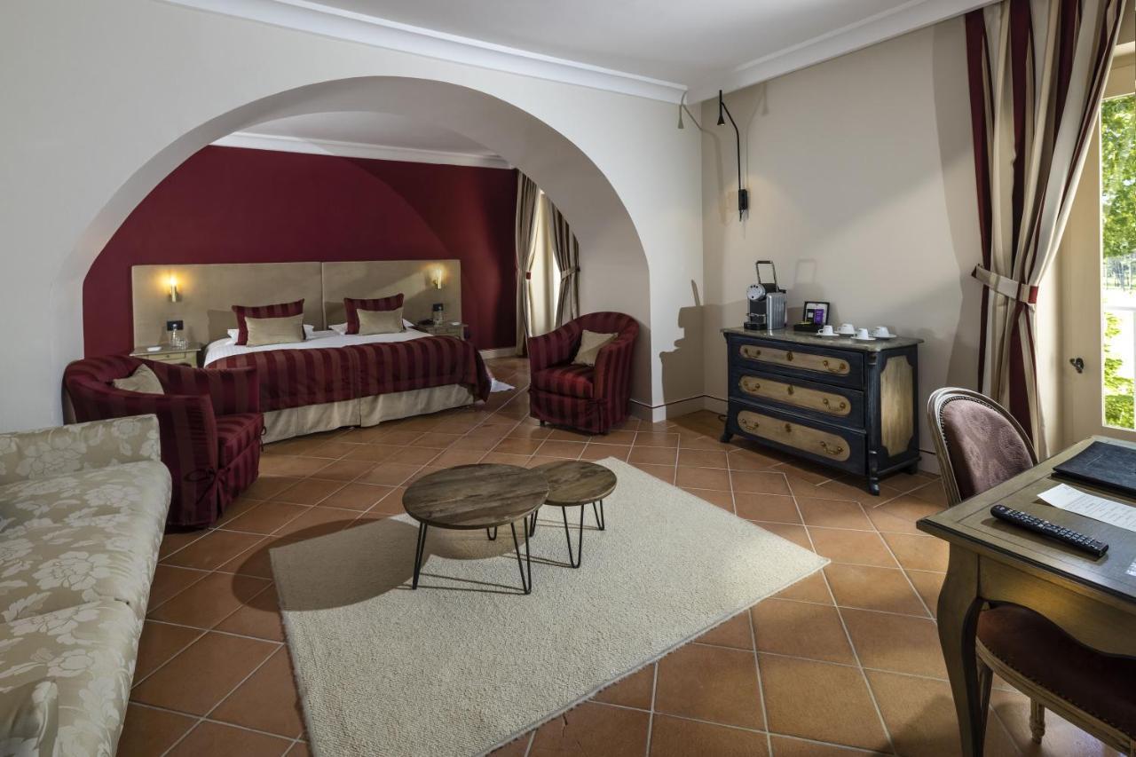 Chateau Et Golf De Taulane La Martre Dış mekan fotoğraf
