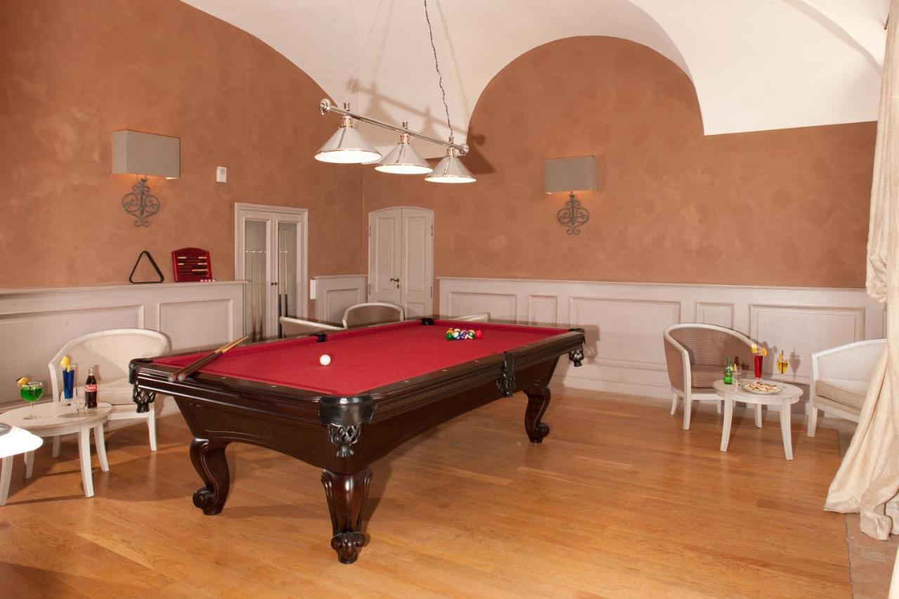 Chateau Et Golf De Taulane La Martre Dış mekan fotoğraf